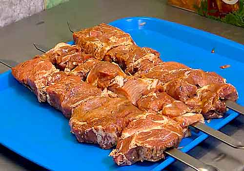 готовые шампуры со свининой 