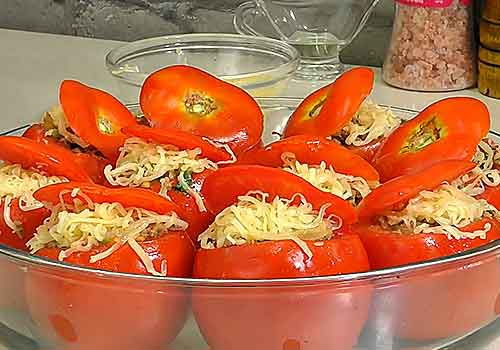 фаршированные помидоры в форме для запекания 
