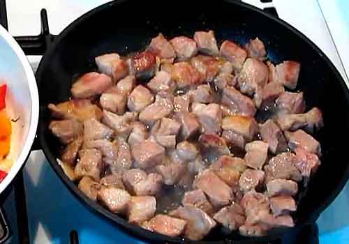 Мясо в тыкве в духовке запеченное с картошкой