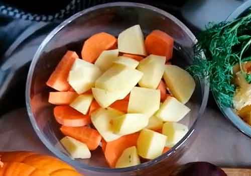картофель с морковью