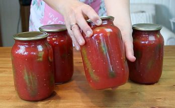огурцы в томатном соусе